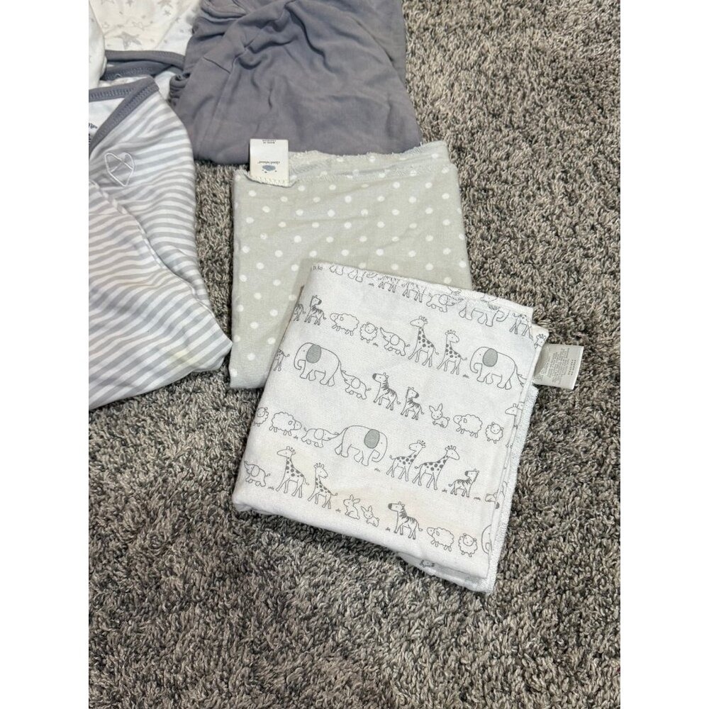 Swaddles & Burp Cloths (A1) - Picture 5 of 5